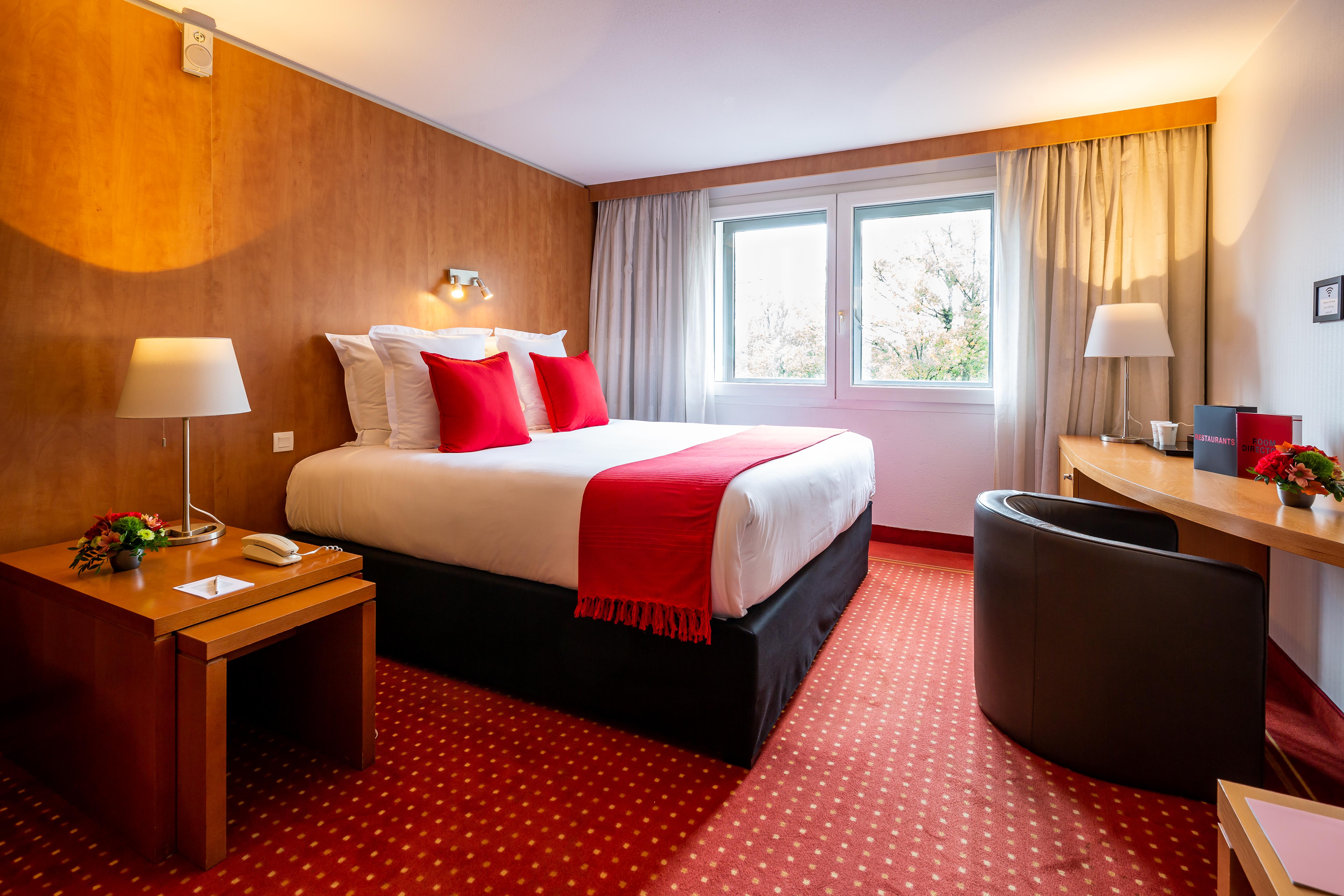 Mérignac Le M & Spa Bordeaux Aeroport By Hotels & Preference מראה חיצוני תמונה