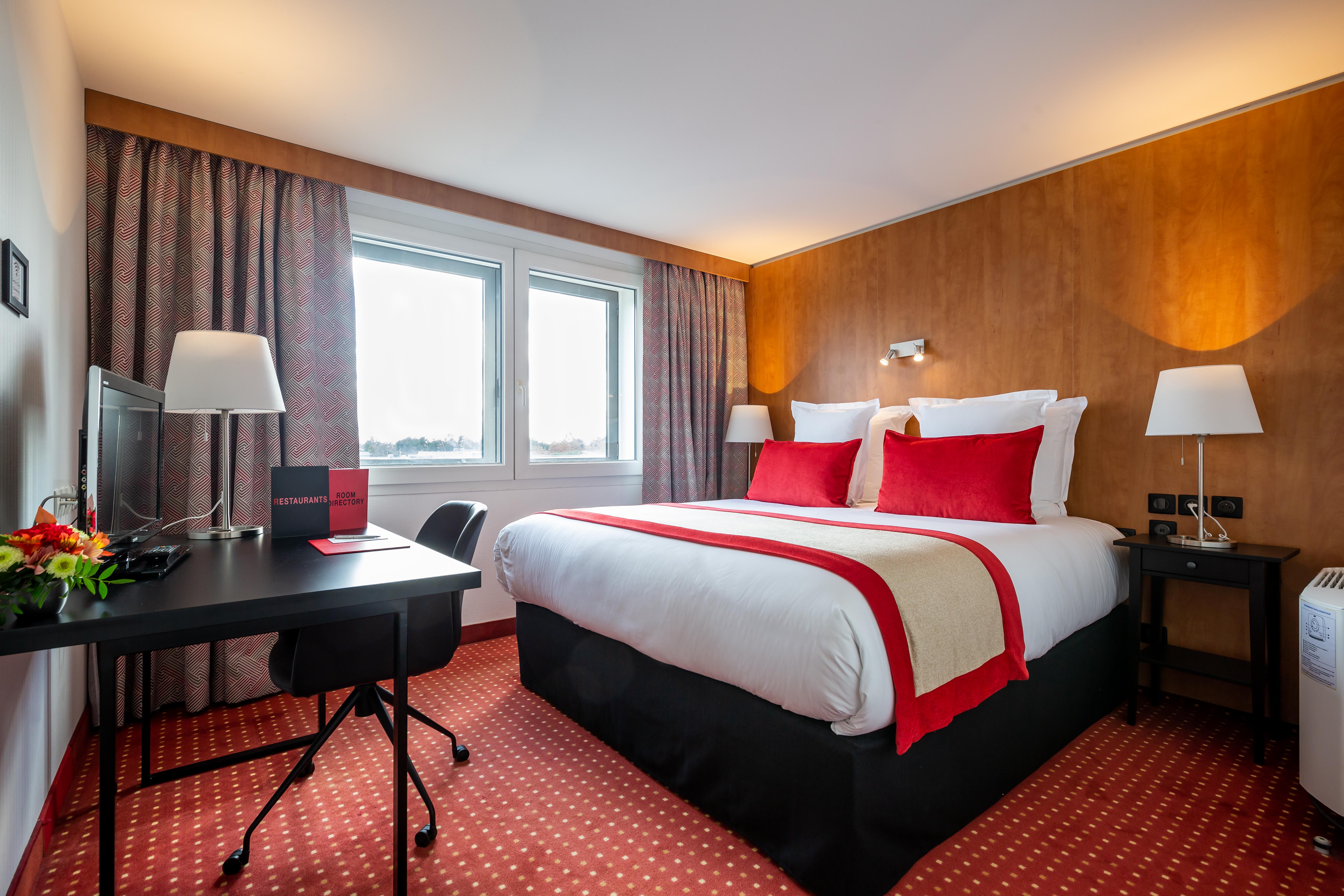 Mérignac Le M & Spa Bordeaux Aeroport By Hotels & Preference מראה חיצוני תמונה
