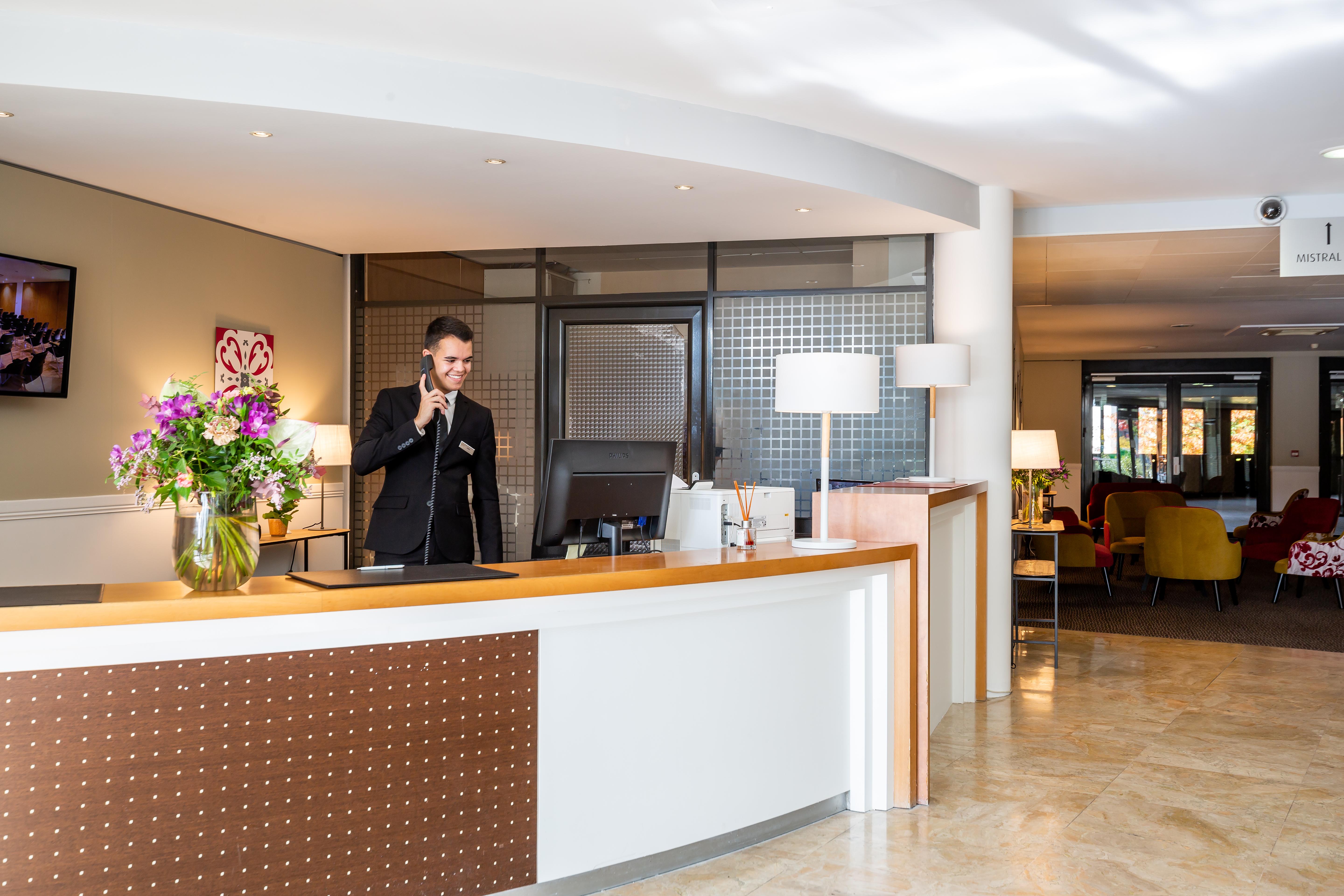 Mérignac Le M & Spa Bordeaux Aeroport By Hotels & Preference מראה חיצוני תמונה