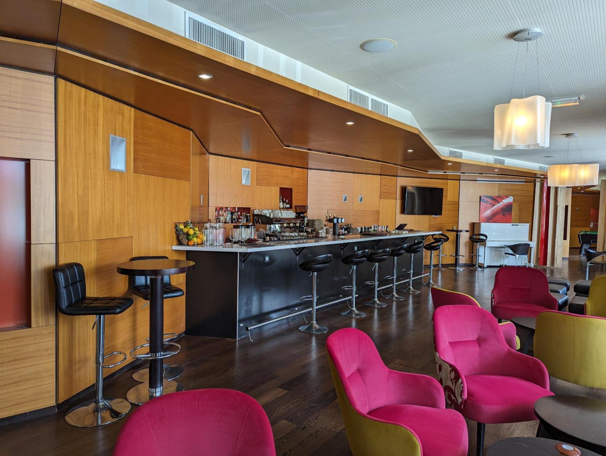 Mérignac Le M & Spa Bordeaux Aeroport By Hotels & Preference מראה חיצוני תמונה